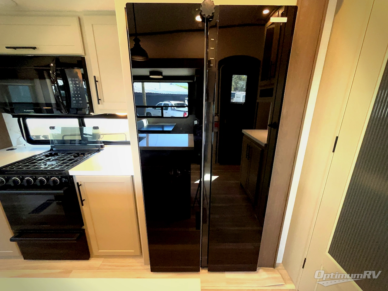 2026 Keystone Cougar 316RLS Photo 11