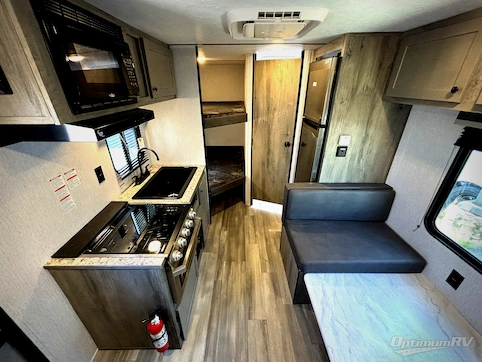 2026 Sunset Park Sun Lite LTD 21DB RV Photo 2