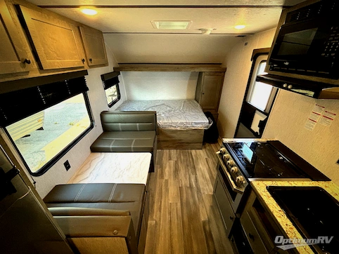 2026 Sunset Park Sun Lite LTD 21DO RV Photo 3