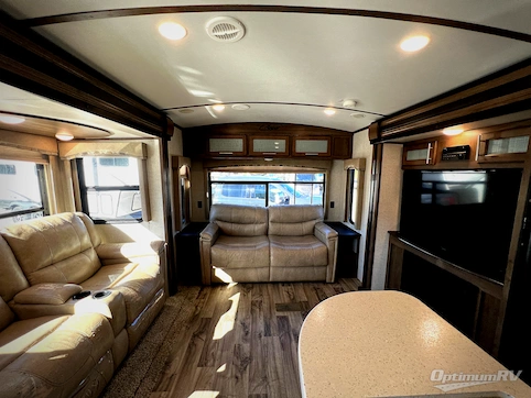 2018 Keystone Cougar Half-Ton Series 32RLI RV Photo 2