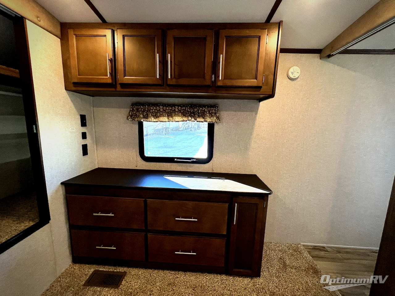 2018 Keystone Cougar Half-Ton Series 32RLI Photo 18