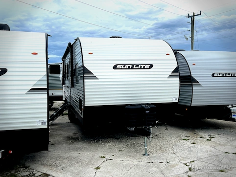 New 2026 Sunset Park Sun Lite 27WQB Featured Photo