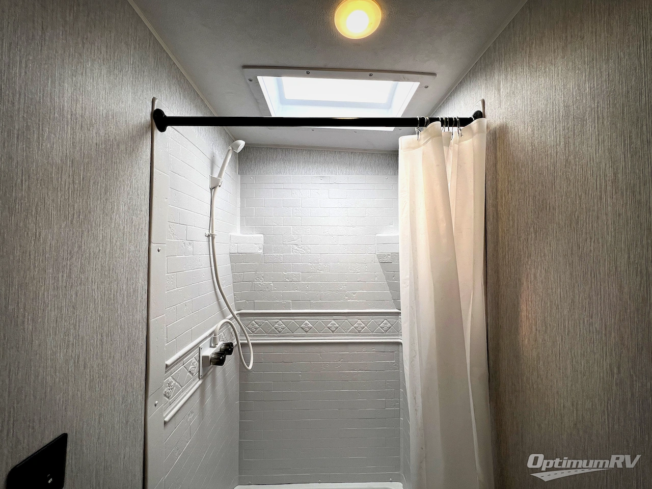 2026 Sunset Park Sun Lite 27WQB Photo 14