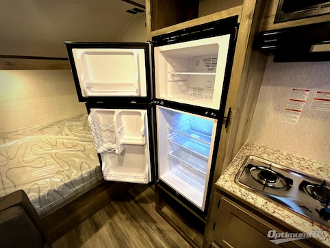 2026 Sunset Park Sun Lite LTD 19BH RV Photo 4