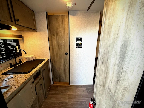 2026 Sunset Park Sun Lite LTD 19RK RV Photo 2