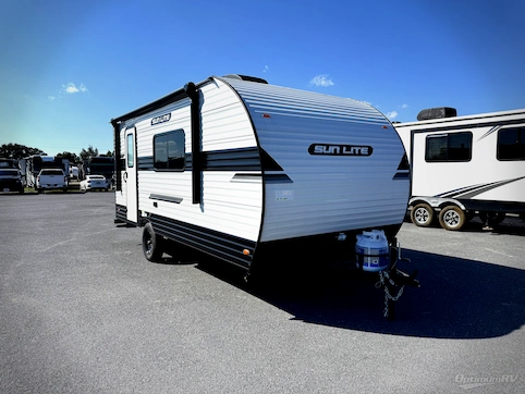 New 2026 Sunset Park Sun Lite LTD 19RK Featured Photo