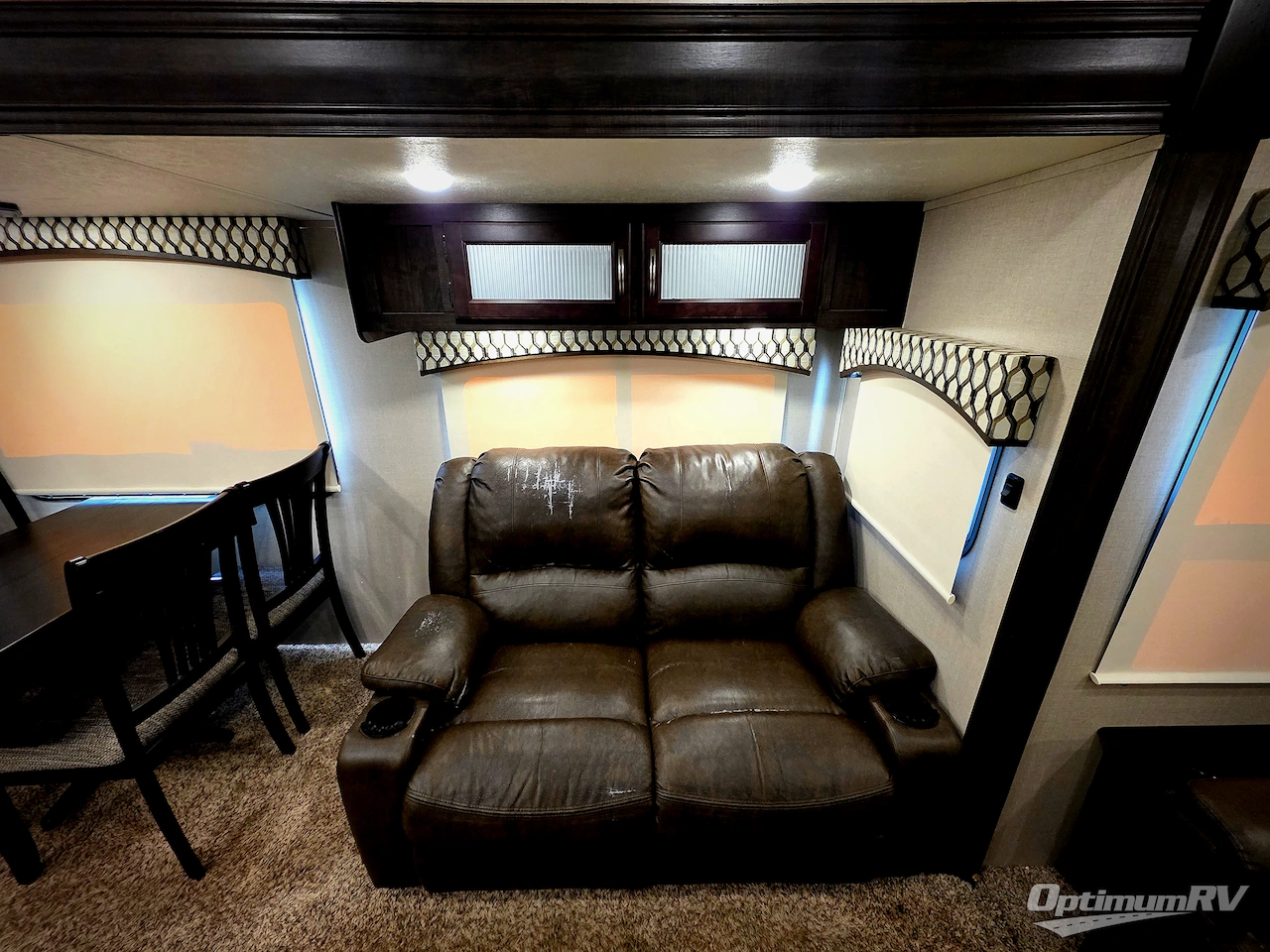 2020 Shasta Phoenix Lite 30RLS Photo 5