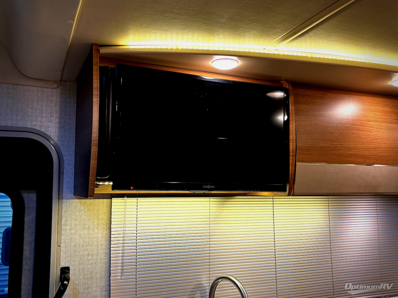 2015 Winnebago View 24M Photo 11