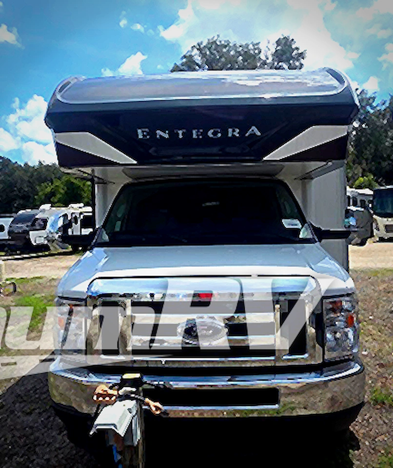 2022 Entegra Esteem 27U Photo 3