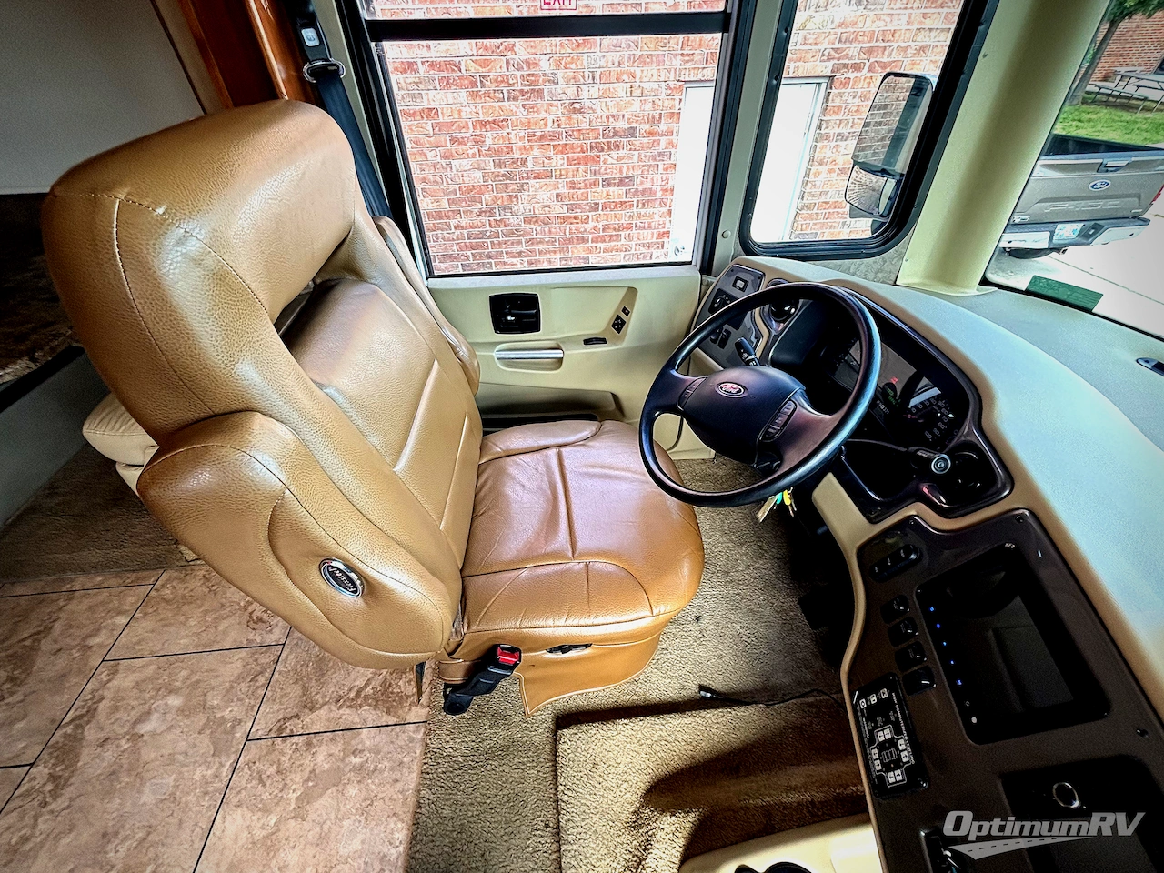 2013 Tiffin Allegro 36 LA Photo 7