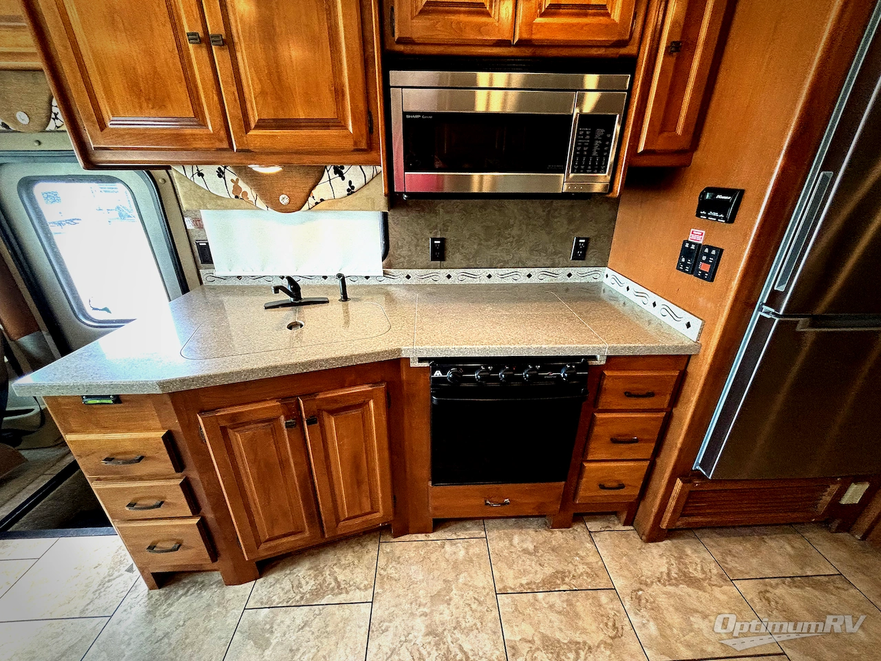2013 Tiffin Allegro 36 LA Photo 11