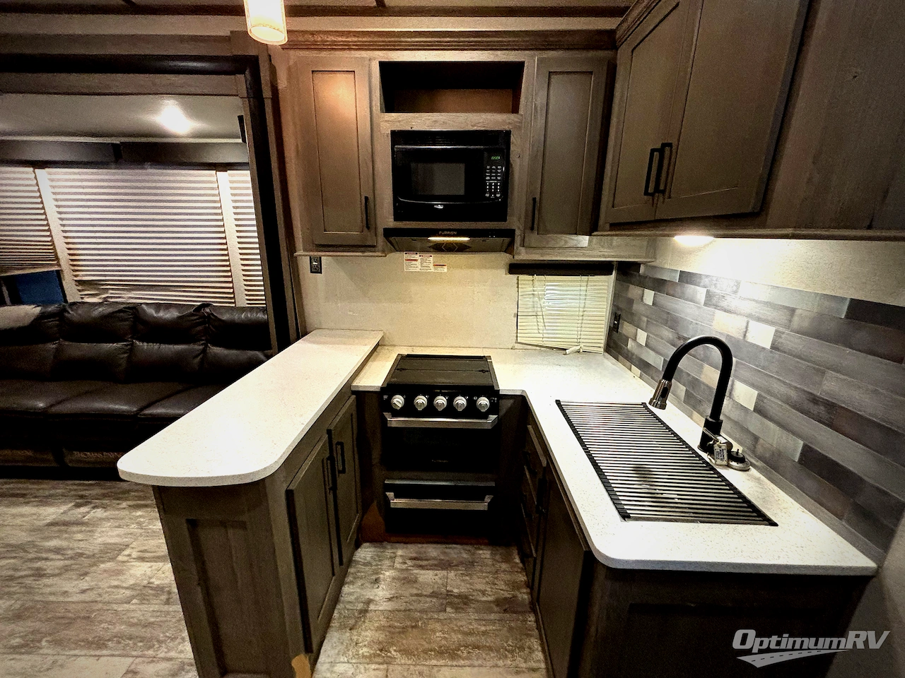 2021 Keystone Carbon 418 Photo 5