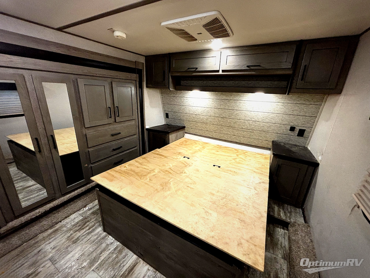 2021 Keystone Carbon 418 Photo 6