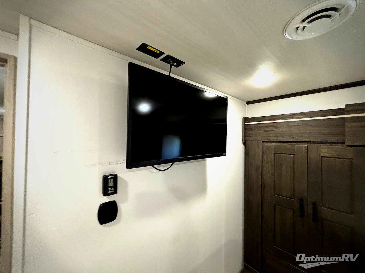 2024 Keystone Fuzion Impact Edition 3423 Photo 9