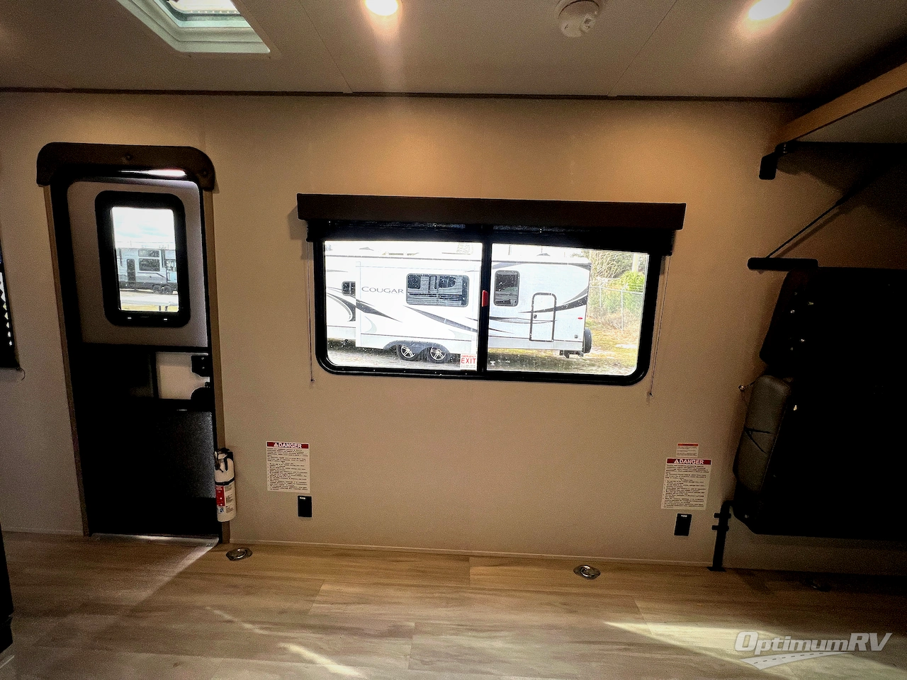 2025 Grand Design Momentum MAV 27MAV Photo 9