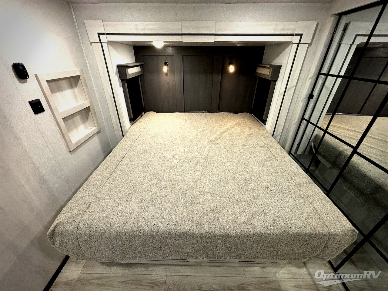 2025 East To West Takoda 399TH Photo 9