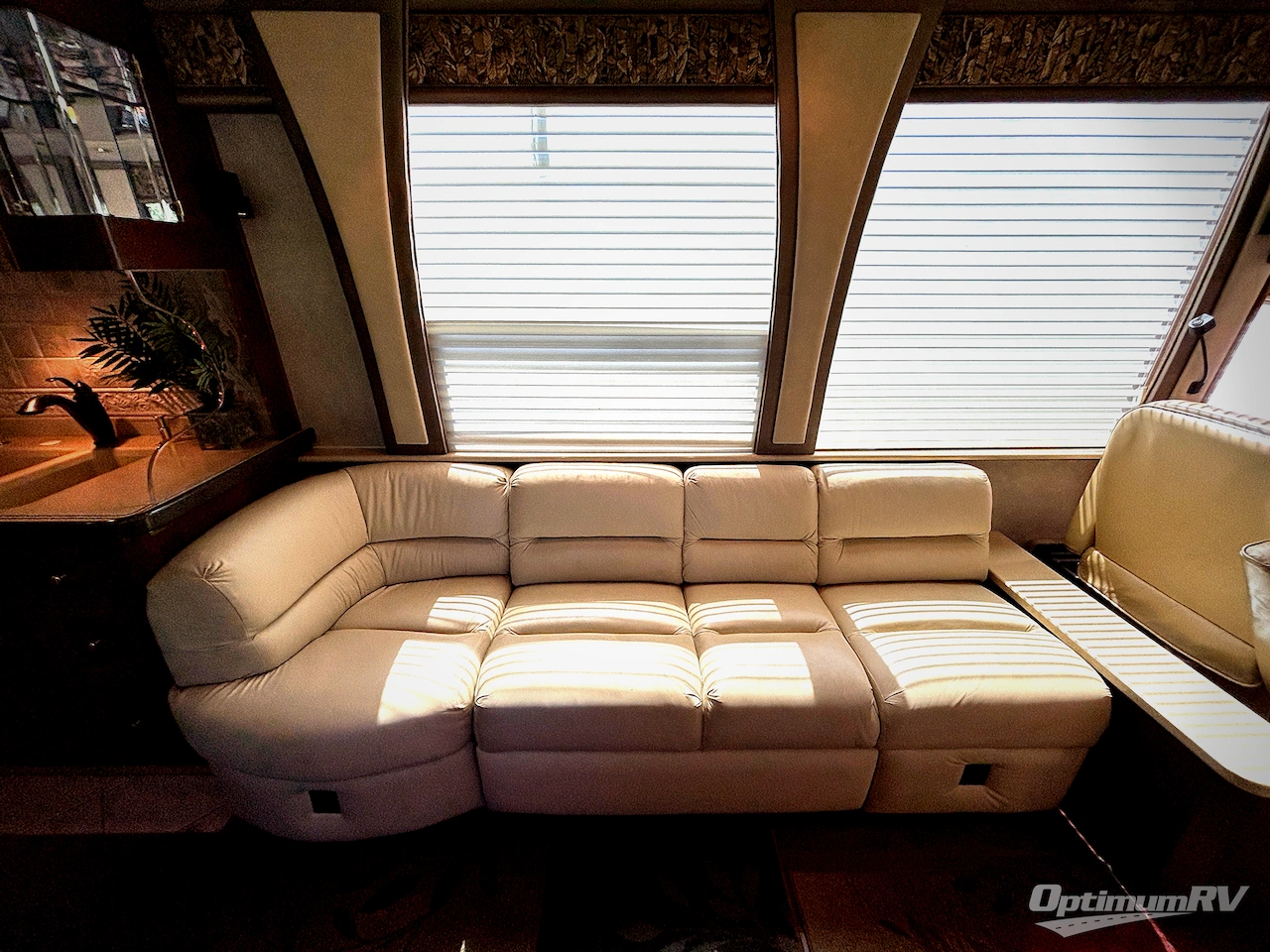 2001 Country Coach Prevost ROYAL Photo 12