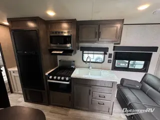 2022 Jayco Jay Flight SLX 8 264BH RV Photo 3