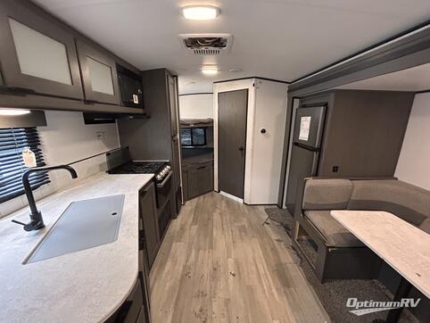 2022 Cruiser MPG 2500BH RV Photo 2