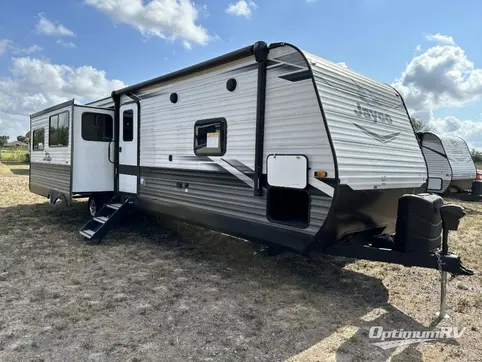 Used 2022 Jayco Jay Flight 34RSBS Featured Photo