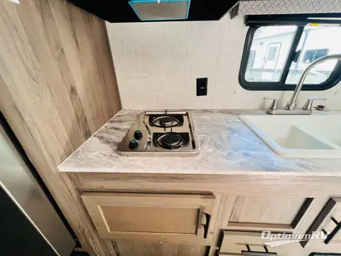 2022 Gulf Stream Trailmaster Ultra-Lite 248BH RV Photo 3