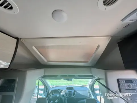 2017 Thor Compass 23TR RV Photo 3