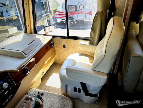 2014 Winnebago Vista 30T RV Photo 4
