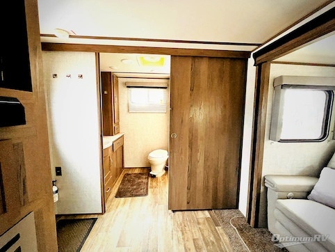 2021 Gulf Stream Envision 258RB RV Photo 4