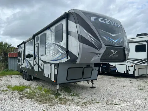 Used 2017 Keystone Fuzion 417 Featured Photo