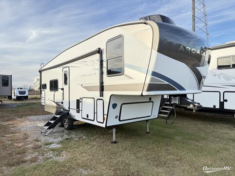 New 2025 Keystone RV Arcadia Super Lite 242SLMD Featured Photo