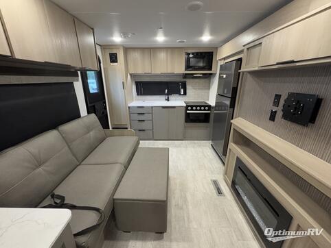 2025 Dutchmen Kodiak Ultra-Lite 241BHSL RV Photo 3