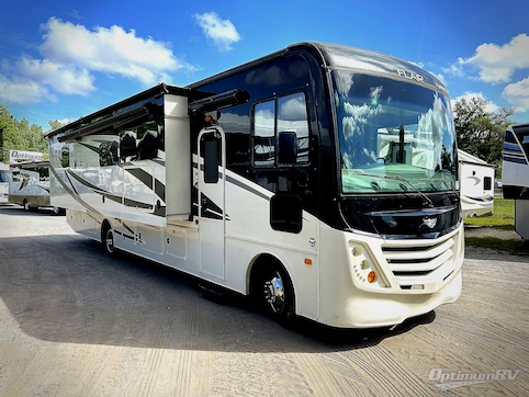 Used 2019 Fleetwood Flair 35R Featured Photo