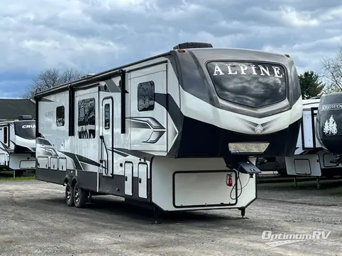 Used 2022 Keystone alpine 3700FL Featured Photo