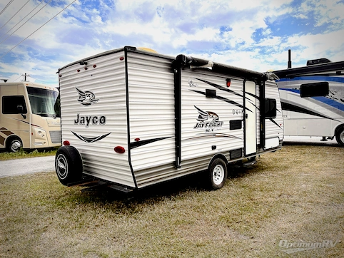 2017 Jayco Jay Flight 17RB RV Photo 2