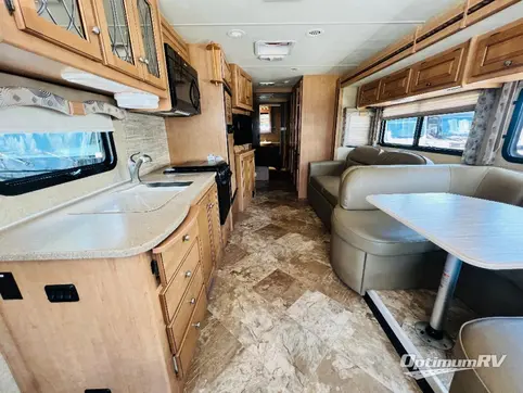 2015 Thor Windsport 34E RV Photo 2