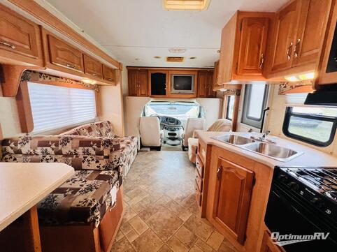 2008 Forest River Sunseeker 3100SS RV Photo 2