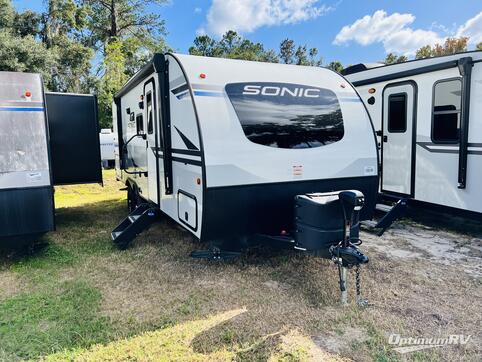 Used 2022 Venture Sonic SN211VRB Featured Photo