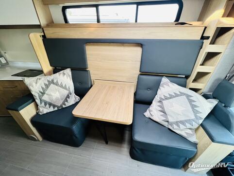 2019 Leisure Travel Wonder 24MB RV Photo 3