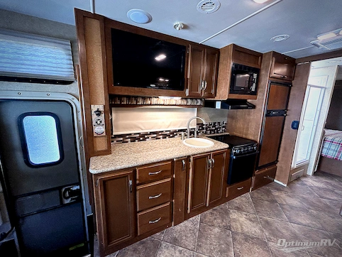 2014 Thor ACE 30 1 RV Photo 3