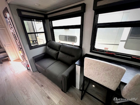 2025 East To West Ahara 395FB RV Photo 3