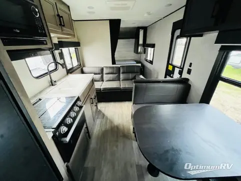 2022 Jayco Jay Flight SLX 264BH RV Photo 2