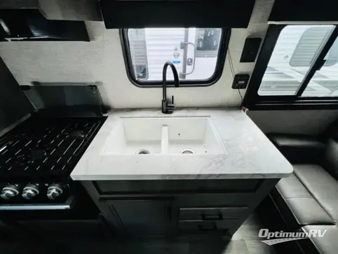 2022 Jayco Jay Flight SLX 264BH RV Photo 3