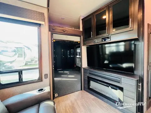 2020 Jayco Seismic 3512 RV Photo 2