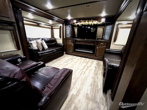 2019 Grand Design Solitude 380FL RV Photo 2