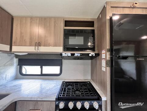 2022 Grand Design Imagine 2800BH RV Photo 3