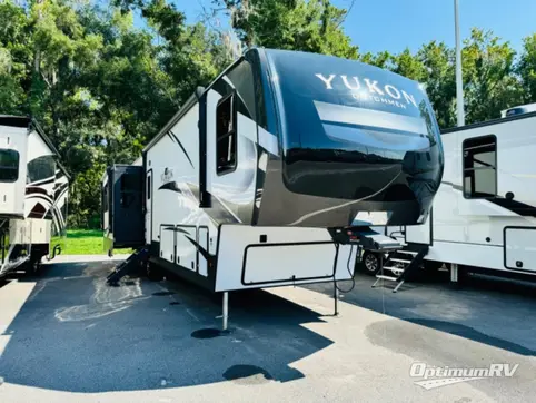 Used 2022 Dutchmen Yukon 400RL Featured Photo