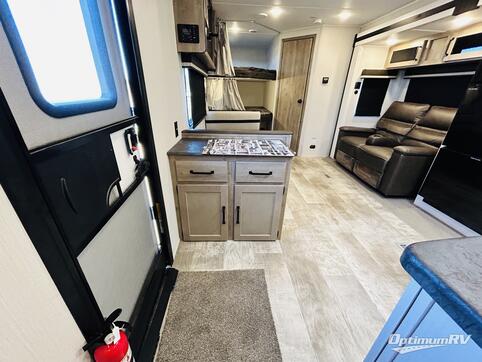 2025 Palomino Puma 25BHS RV Photo 3