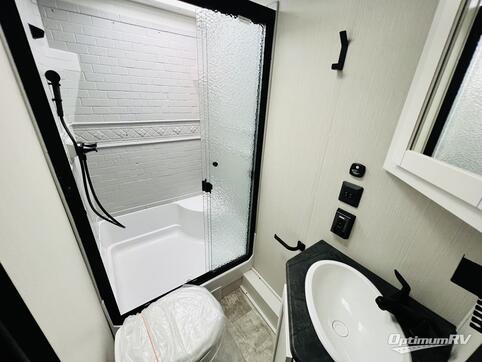 2025 Palomino Puma 25BHS RV Photo 4