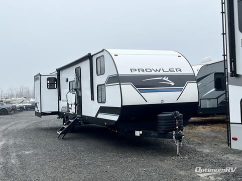 New 2025 Heartland Prowler 3212BH Featured Photo