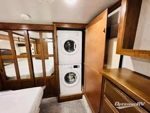 2019 Heartland Bighorn 3500SE RV Photo 4